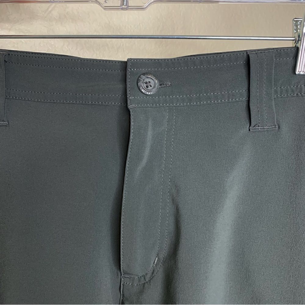 Columbia Regular Fit City Gray Men’s Hiking Shorts, Size 36 - Picture 4 of 13